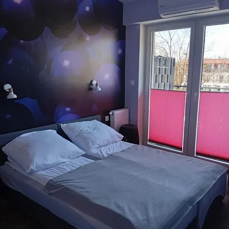 Woda I Wiatr Pl 2 Rozewska 44 *